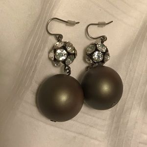 🌿3/$10 statement earrings